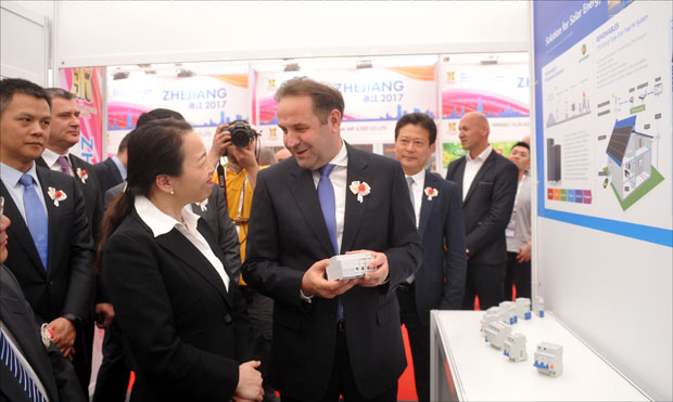 Бираће се и мис наше земље и Кине